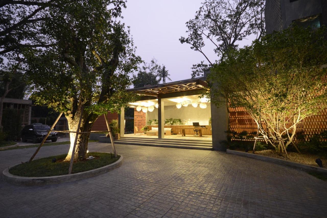 酒店 Proud Phu Fah Muang 4*